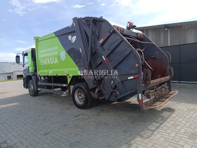 VOLKSWAGEN/17.260 CRM 4X2 - F*****2 - 2022 - 2023 - DIESEL