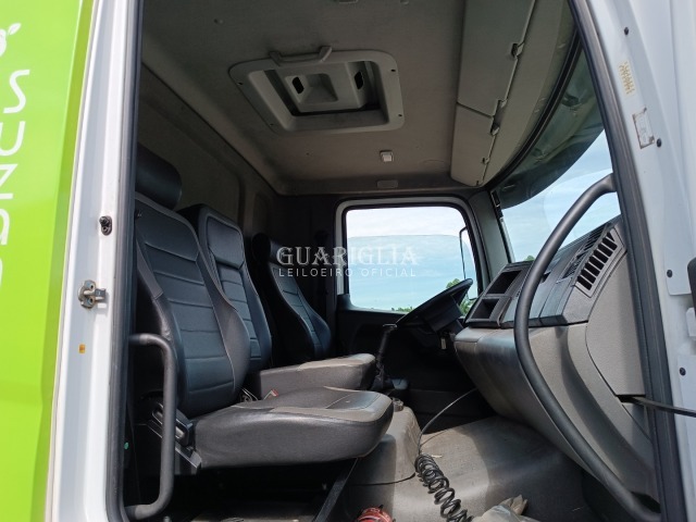 VOLKSWAGEN/17.260 CRM 4X2 - F*****2 - 2022 - 2023 - DIESEL