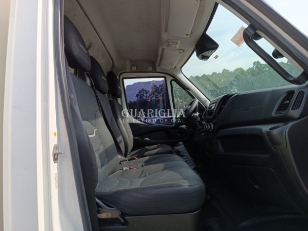 IVECO/DAILY 35-150 CS - F*****7 - 2021 - 2022 - DIESEL